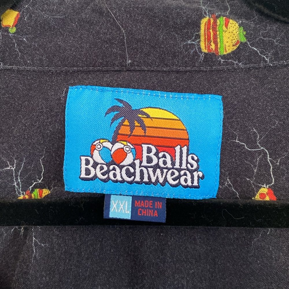 Men’s causal button down - Picture 3 of 3